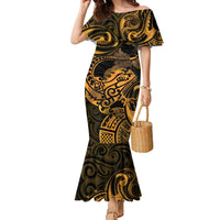 New Zealand Tuatara Family Matching Mermaid Dress and Hawaiian Shirt Aotearoa Maori Clematis Flowers - Gold LT14 Mom's Dress Gold - Polynesian Pride