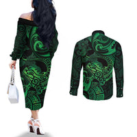 New Zealand Tuatara Couples Matching Off The Shoulder Long Sleeve Dress and Long Sleeve Button Shirt Aotearoa Maori Clematis Flowers - Green LT14 - Polynesian Pride