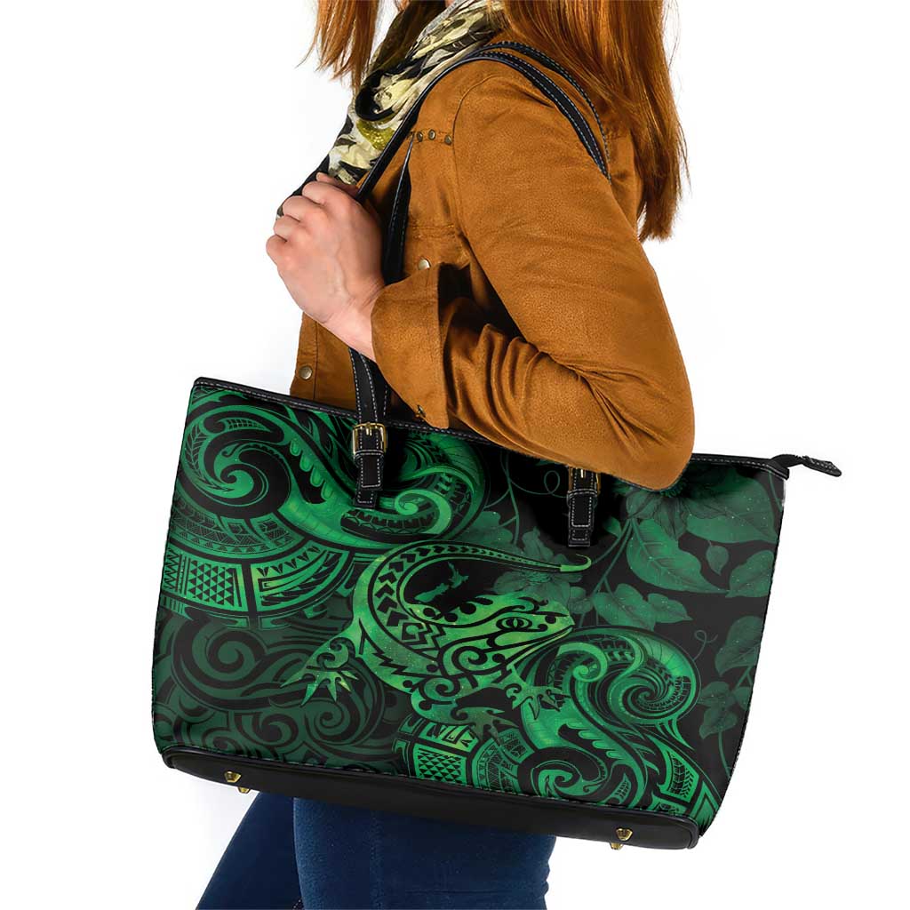 New Zealand Tuatara Leather Tote Bag Aotearoa Maori Clematis Flowers - Green