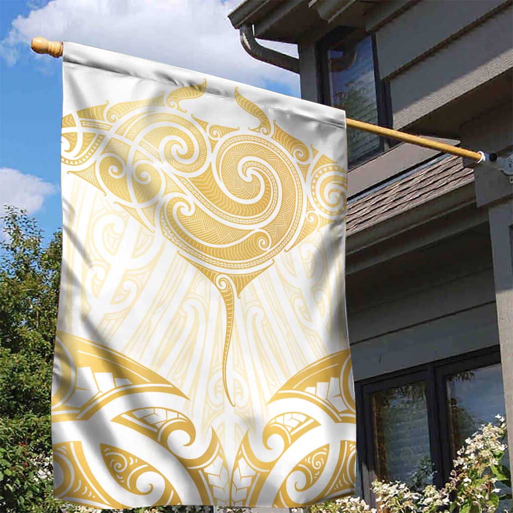 Gold White New Zealand Manta Ray Garden Flag Aotearoa Maori Haehae - Polynesian Pride