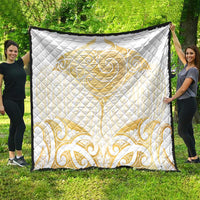 Gold White New Zealand Manta Ray Quilt Aotearoa Maori Haehae - Polynesian Pride