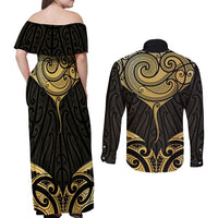 Gold Black New Zealand Manta Ray Couples Matching Off Shoulder Maxi Dress and Long Sleeve Button Shirt Aotearoa Maori Haehae LT14 - Polynesian Pride
