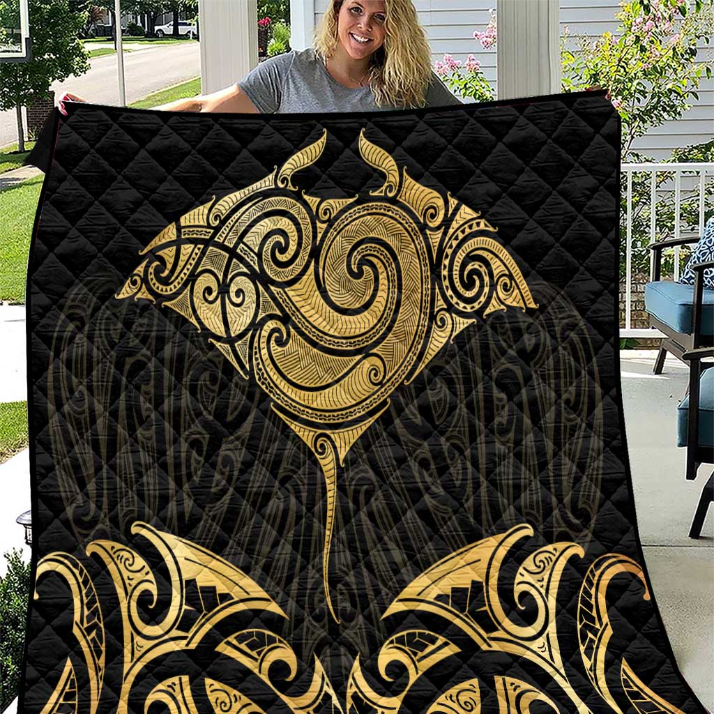 Gold Black New Zealand Manta Ray Quilt Aotearoa Maori Haehae - Polynesian Pride