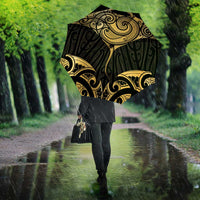 Gold Black New Zealand Manta Ray Umbrella Aotearoa Maori Haehae - Polynesian Pride