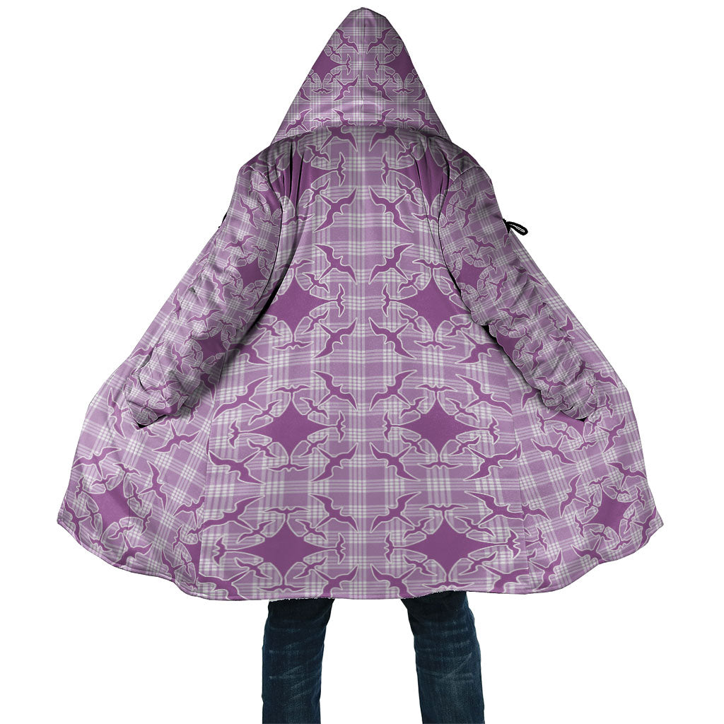 Poni Hawaii Iwa Bird Palaka Motifs Cloak
