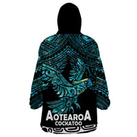 New Zealand Sulphur-crested Cockatoo Wearable Blanket Hoodie Aotearoa Maori Mix Paua Shell