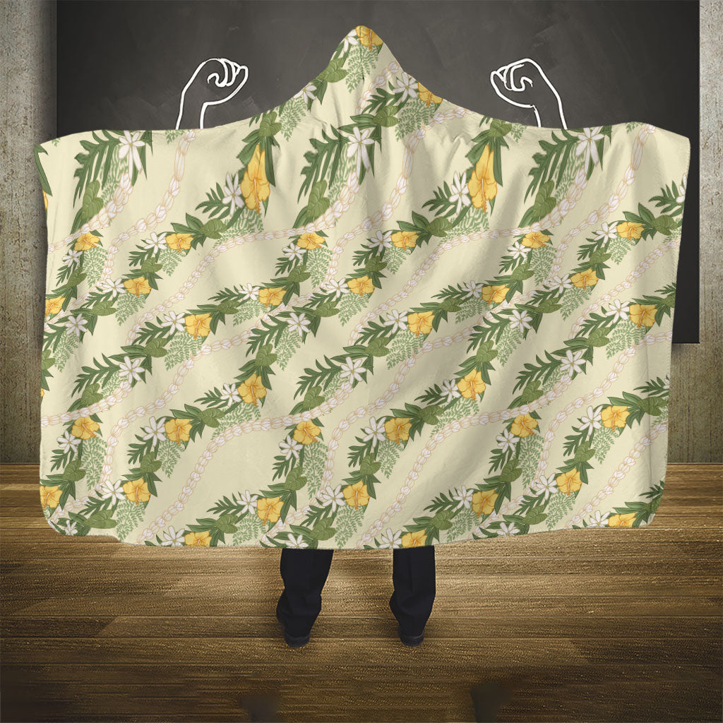 Hawaiian Pikake Maile Lei Hooded Blanket Tiare Hibiscus Kalo Palapalai Leaf Beige