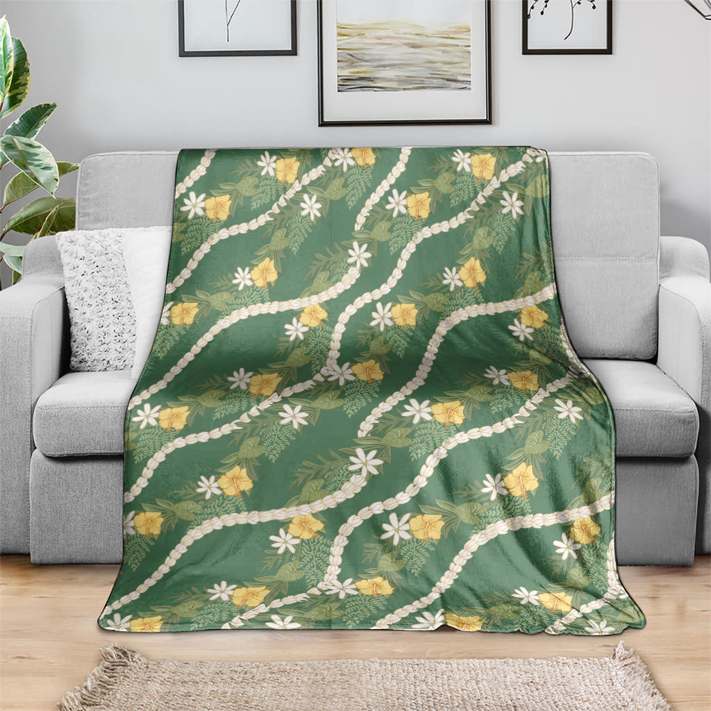 Hawaiian Pikake Maile Lei Blanket Tiare Hibiscus Kalo Palapalai Leaf Green