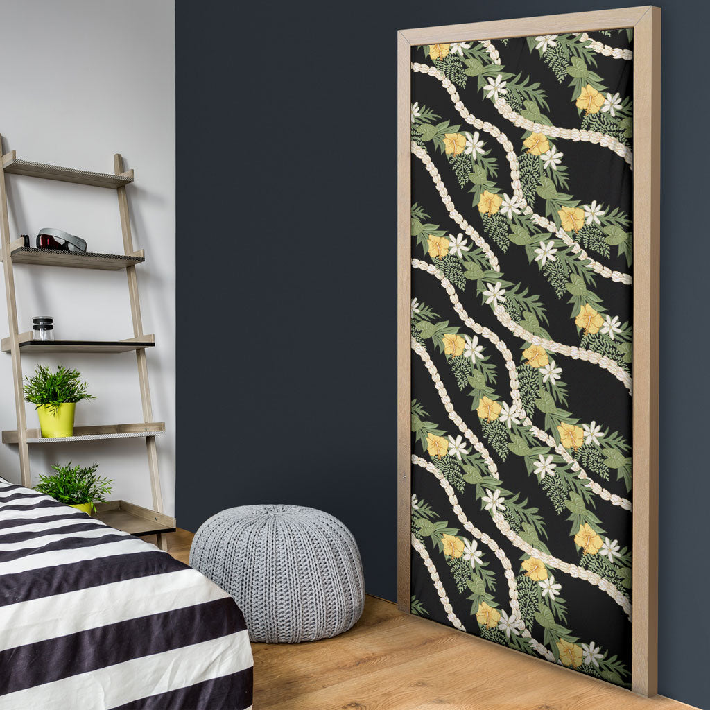 Hawaiian Pikake Maile Lei Door Cover Tiare Hibiscus Kalo Palapalai Leaf Black