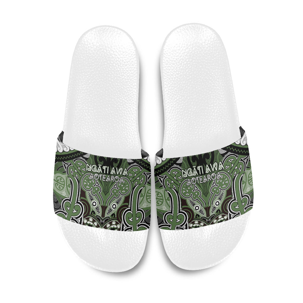 Aotearoa Iwi Ngati Awa Slide Sandals Maori Kowhaiwhai Pattern