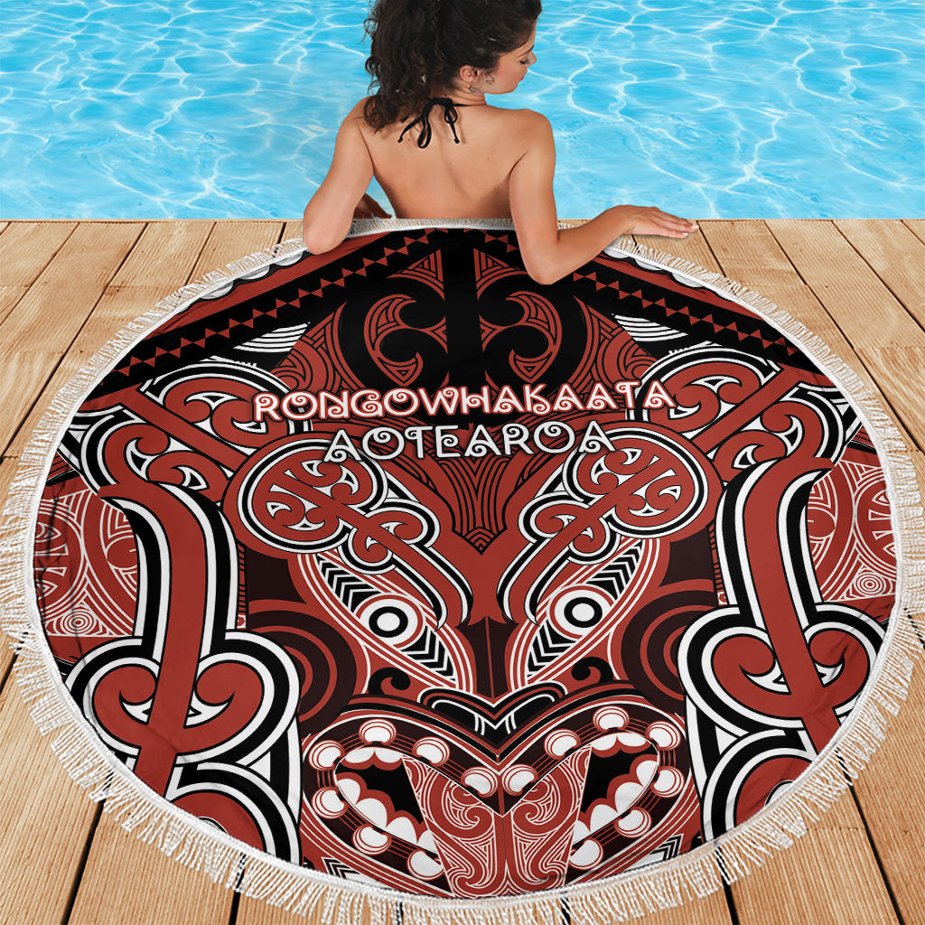 Aotearoa Iwi Rongowhakaata Beach Blanket Maori Kowhaiwhai Pattern