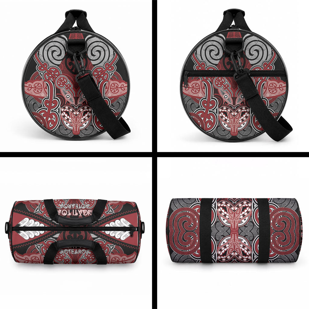 Aotearoa Iwi Ngati Toa Duffle Bag Maori Kowhaiwhai Pattern
