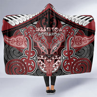 Aotearoa Iwi Ngati Toa Hooded Blanket Maori Kowhaiwhai Pattern