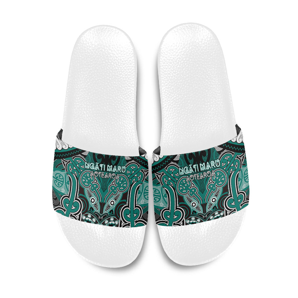 Aotearoa Iwi Ngati Maru Slide Sandals Maori Kowhaiwhai Pattern