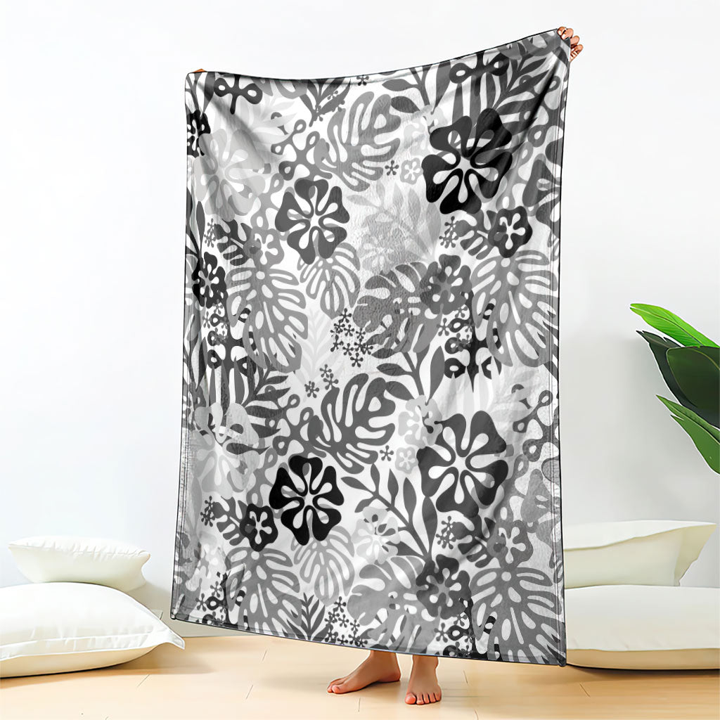 White Aloha Hawaiian Blanket Monstera Hibiscus Tropical Pattern
