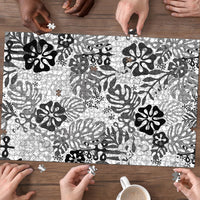 White Aloha Hawaiian Puzzle Monstera Hibiscus Tropical Pattern