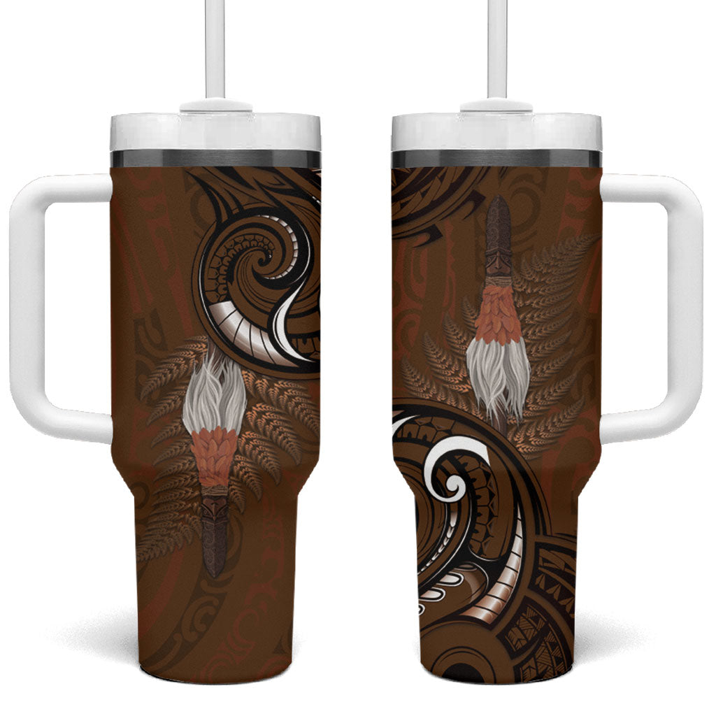 New Zealand Taiaha Tumbler With Handle Maori Weapon Silver Fern Maori Pattern LT22 One Size: 40 oz Brown - Polynesian Pride