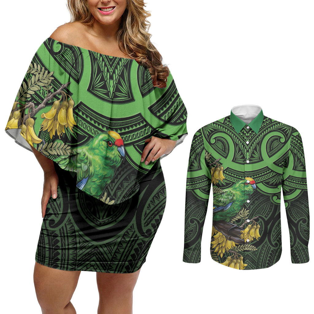 New Zealand Parakeet Bird Couples Matching Off Shoulder Short Dress and Long Sleeve Button Shirt Maori Kakariki Kowhai Maori Pattern