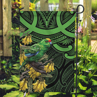 New Zealand Parakeet Bird Garden Flag Maori Kakariki Kowhai Maori Pattern