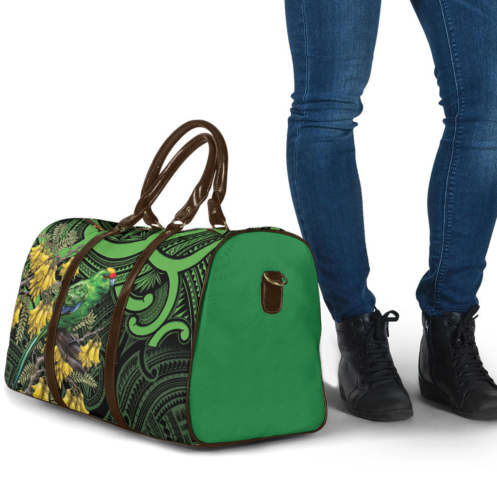 New Zealand Parakeet Bird Travel Bag Maori Kakariki Kowhai Maori Pattern