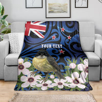 Tomtit New Zealand Personalised Blanket Miromiro Manuka Flower Maori Pattern