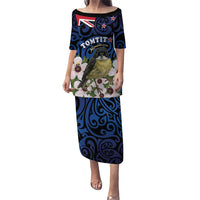 Tomtit New Zealand Personalised Family Matching Puletasi and Hawaiian Shirt Miromiro Manuka Flower Maori Pattern LT22 Mom's Dress Blue - Polynesian Pride