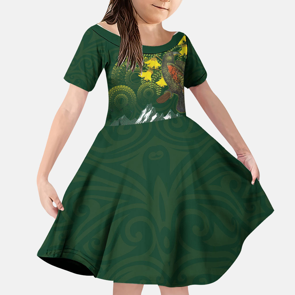 Kea Bird Kowhai New Zealand Family Matching Off Shoulder Maxi Dress and Hawaiian Shirt Mountain Landscape Maori Art LT22 Daughter's Dress Green - Polynesian Pride