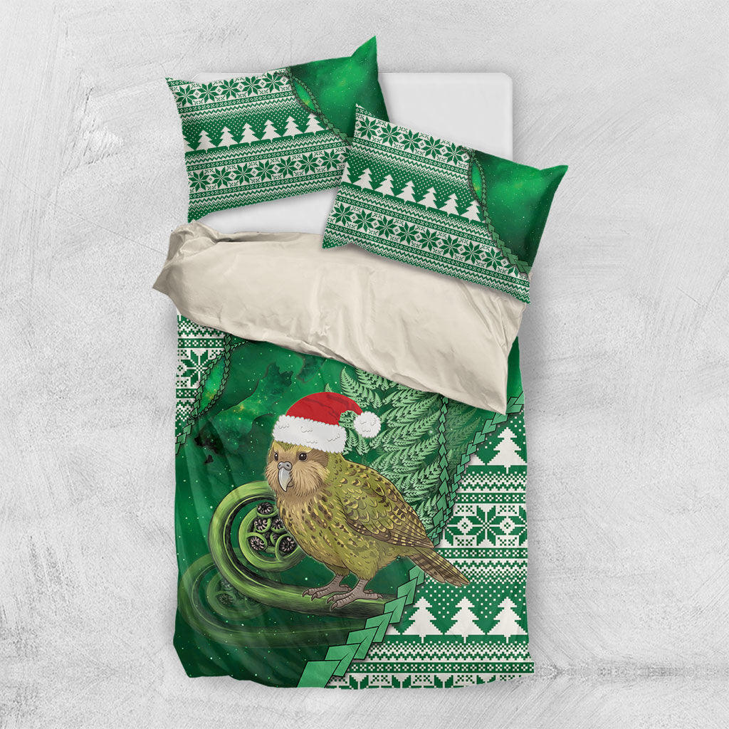 New Zealand Kakapo Christmas In July Bedding Set Silver Fern Santa Xmas Green Color
