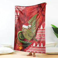 New Zealand Kakapo Christmas In July Blanket Silver Fern Santa Xmas Red Color