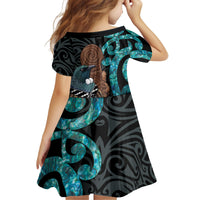New Zealand Tui Bird Wahaika Kid Short Sleeve Dress Maori Weapon Paua Shell Koru Pattern LT22 - Polynesian Pride