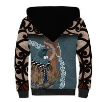 New Zealand Tui Bird Maripi Sherpa Hoodie Maori Weapon Kowhaiwhai Pattern LT22 - Polynesian Pride