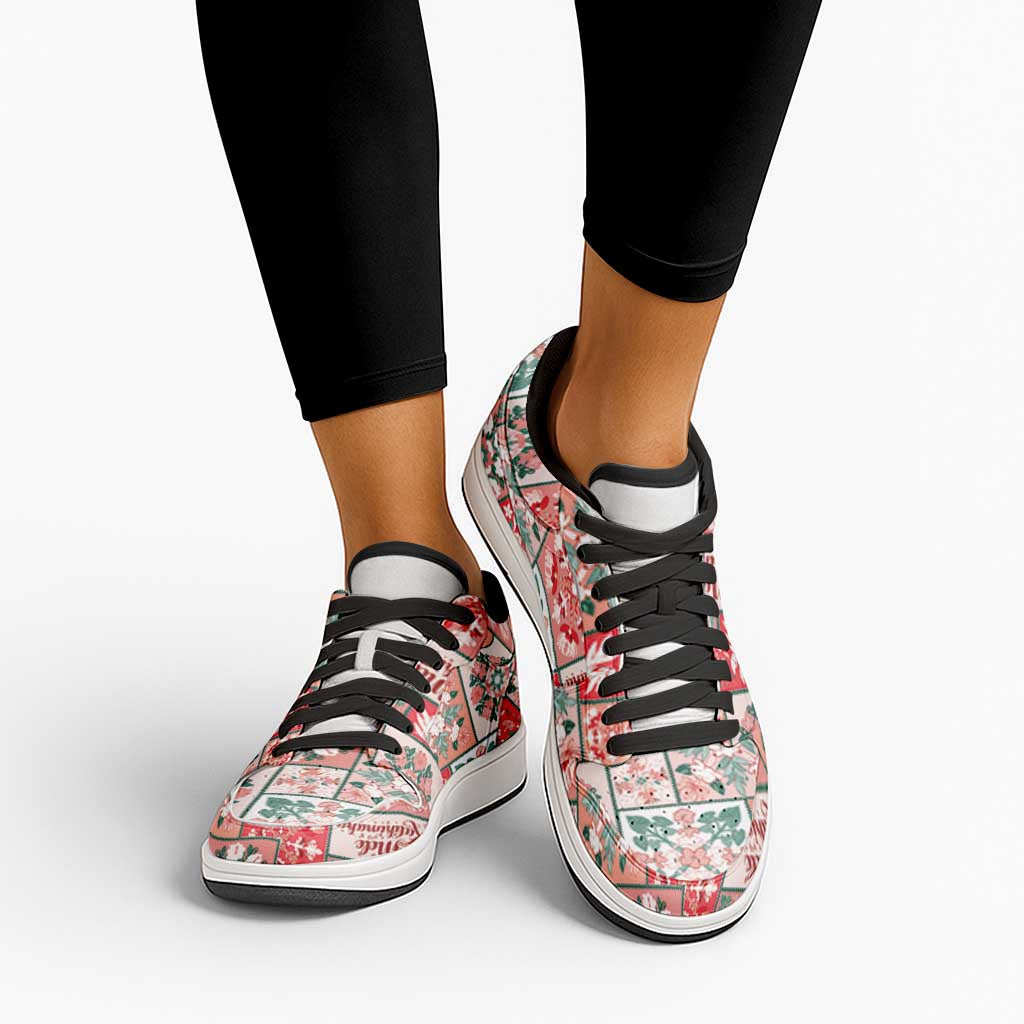 Mele Kalikimaka Hawaii Christmas Low Sneakers Ulaula Seamless Floral Motif - Polynesian Pride