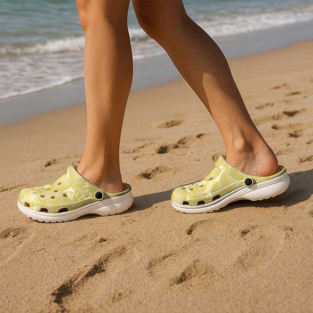 Melemele Hawaii Breadfruit Palaka Motifs Clogs Shoes