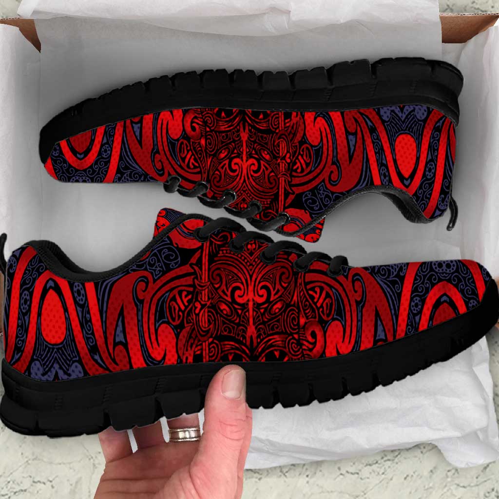 New Zealand Taiaha Maori Sneakers Whero Minimalist Silver Fern Tukutuku Motif