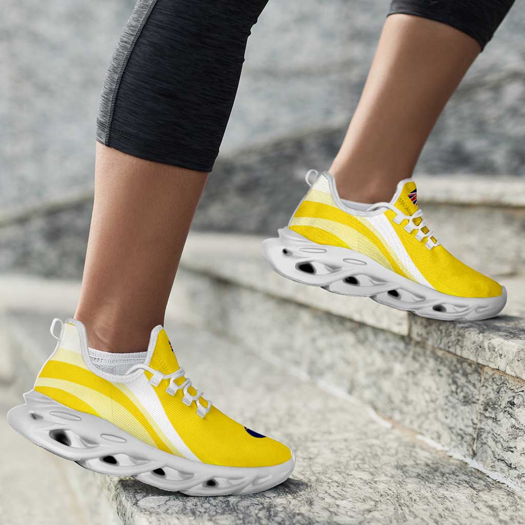 Niue The Rock Clunky Sneakers Flag-Inspired Curve Style