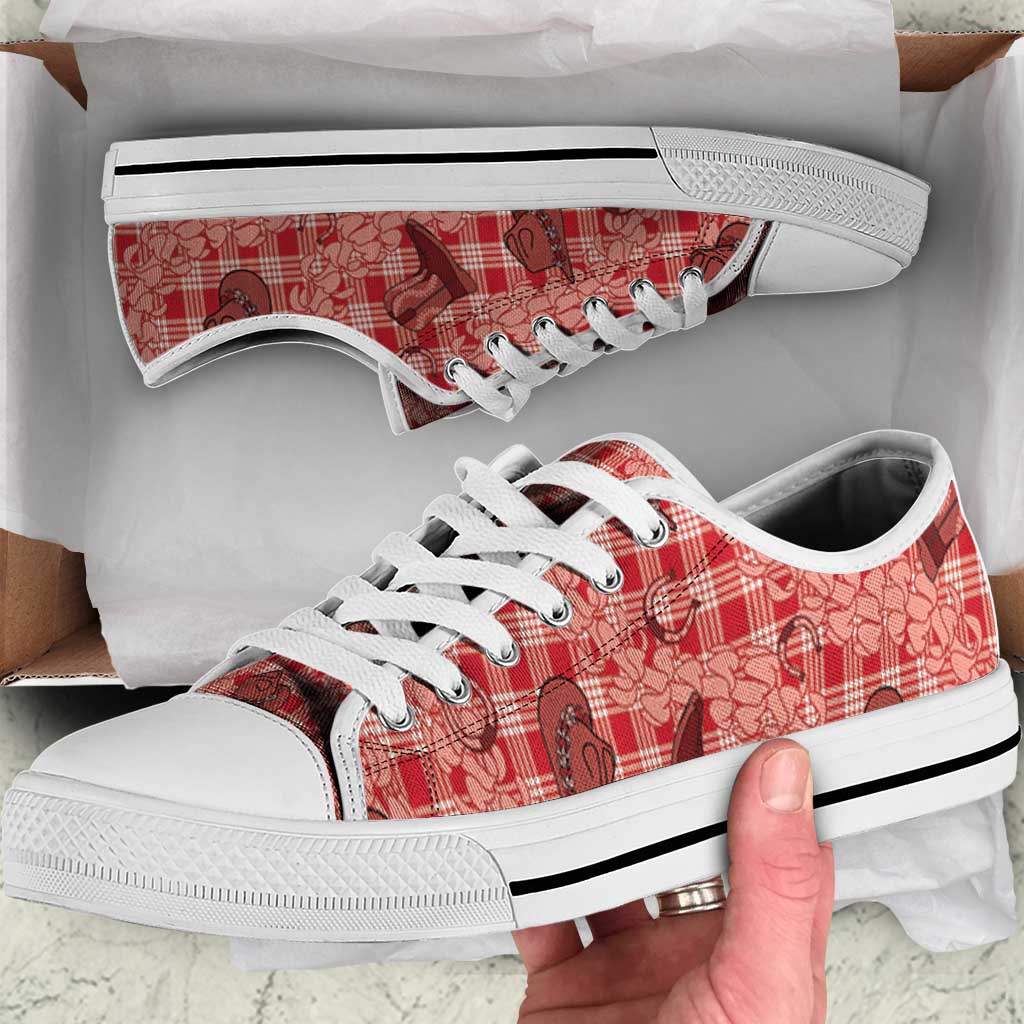 Red Palaka Hawaii Cowboy Low Top Shoes Puakenikeni Lei Paniolo Papale Seamless Vibes - Polynesian Pride