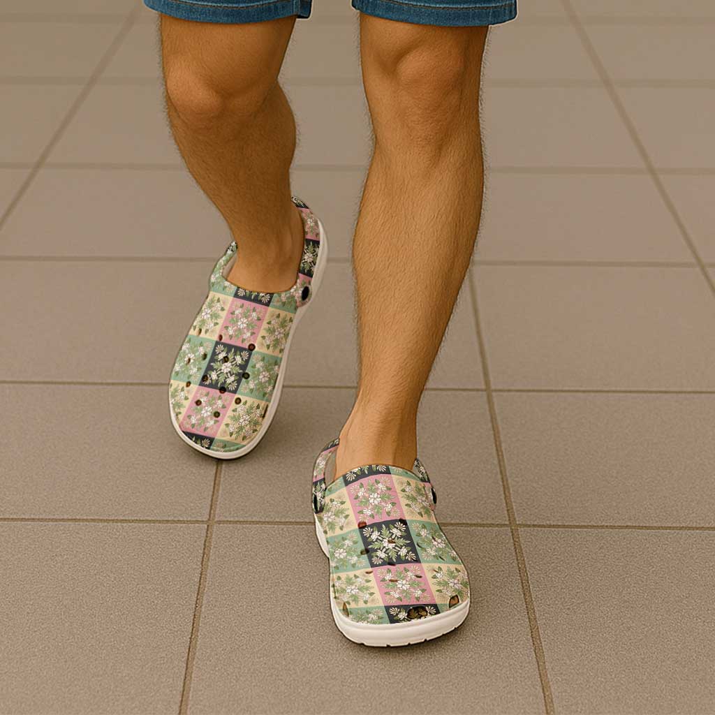 Seamless Pattern Maile and Pikake Lei Clogs Shoes Squares Maile Leaf - Polynesian Pride