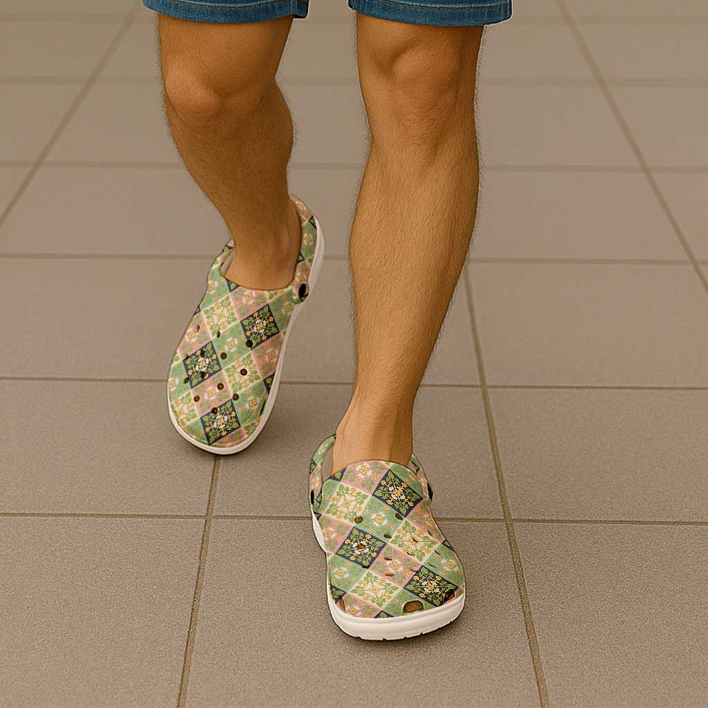 Seamless Pattern Puakenikeni and Kalo Clogs Shoes - Polynesian Pride