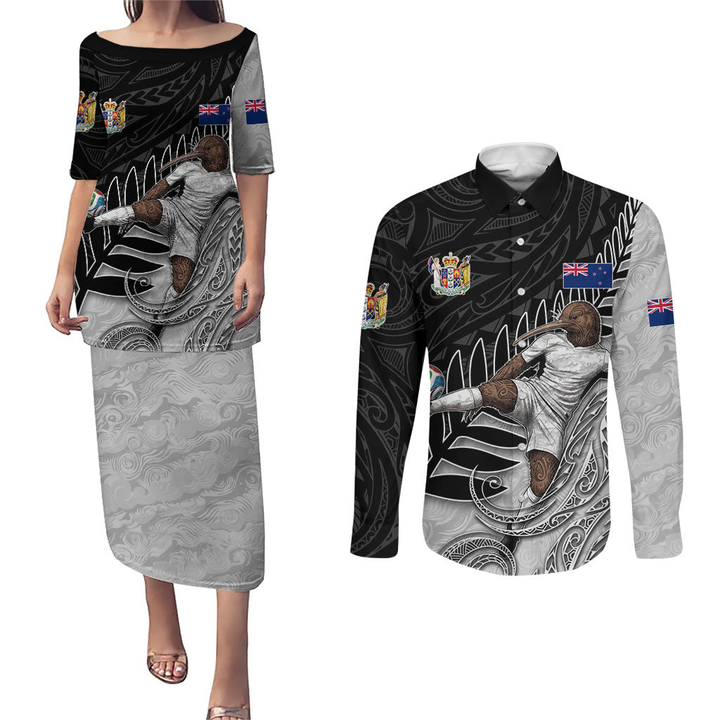 Personalized New Zealand Football Couples Matching Puletasi and Long Sleeve Button Shirt Kiwi Mascot with Silver Fern - Maori Tribal Tattoo Art TS04 Black White - Polynesian Pride