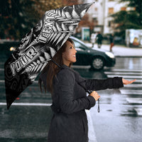 Personalized New Zealand Kiwi Bird Umbrella Grunge Maori Tribal Pattern Silver Fern