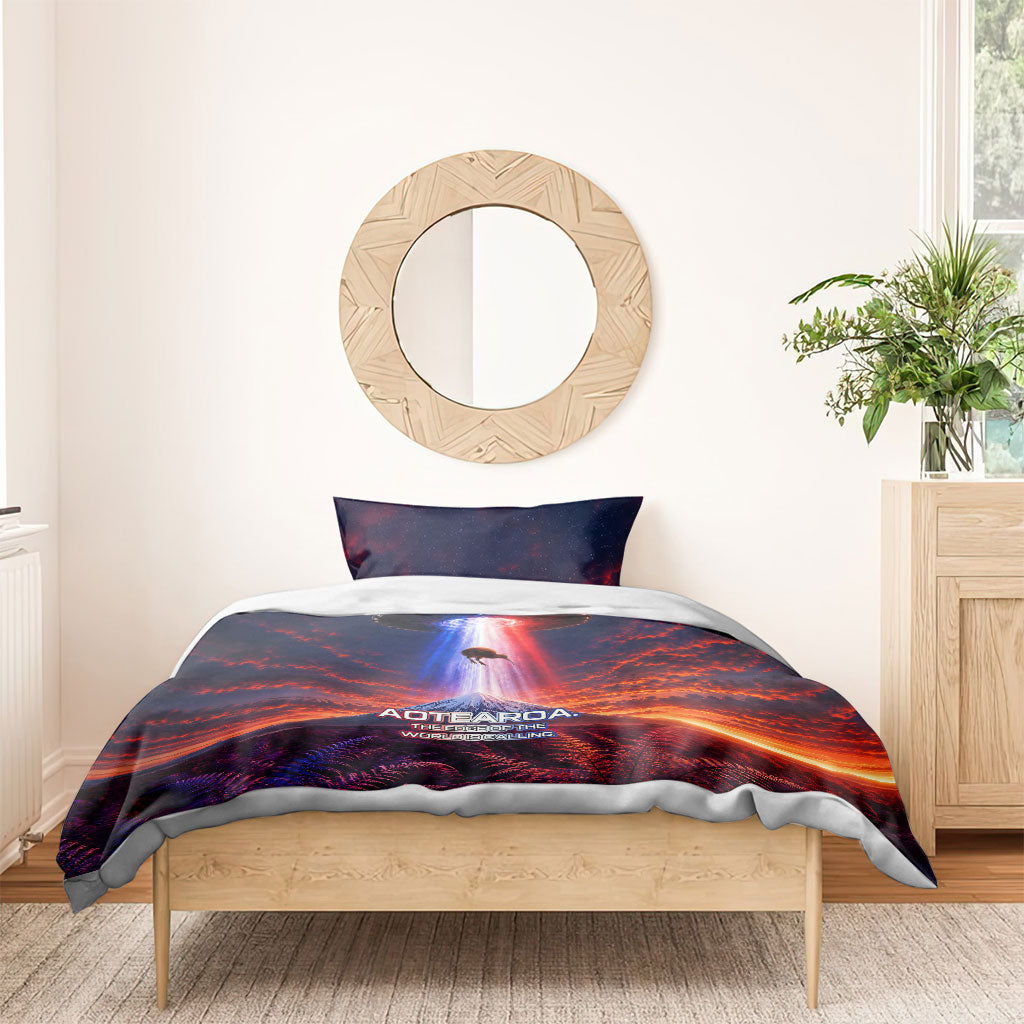 New Zealand Aotearoa Kiwi UFO Bedding Set Sci-Fi Galaxy Sunset Sky Tower And Mountain