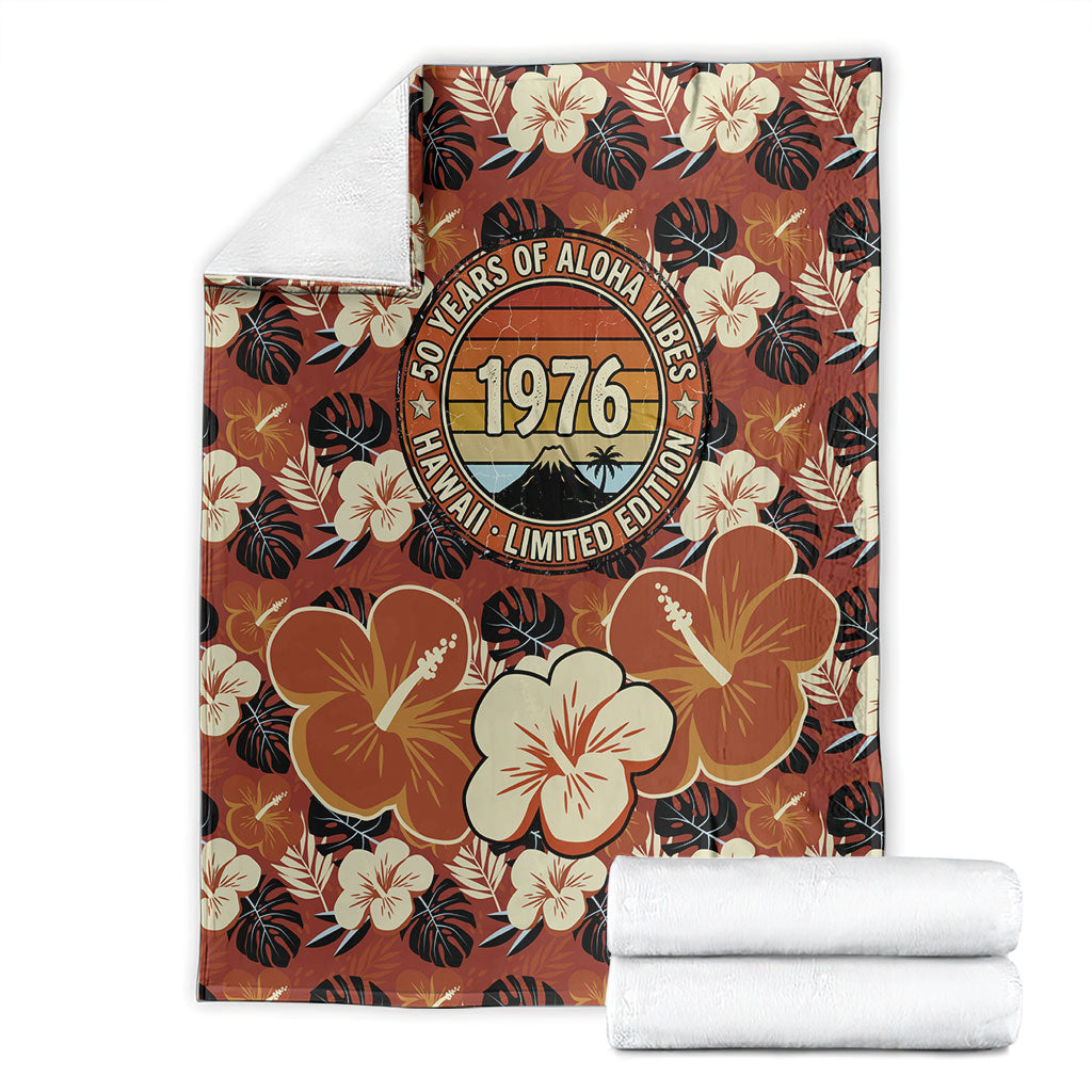 Hawaii 50th Birthday Blanket Vintage 1976 Limited Edition Floral Surfboard Aloha Vibes