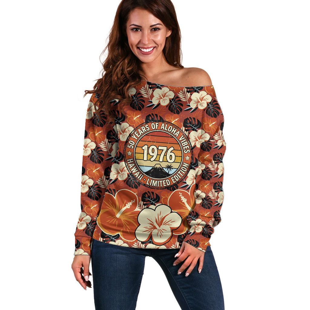 Hawaii 50th Birthday Off Shoulder Sweater Vintage 1976 Limited Edition Floral Surfboard Aloha Vibes TS04 Women Orange Brown - Polynesian Pride