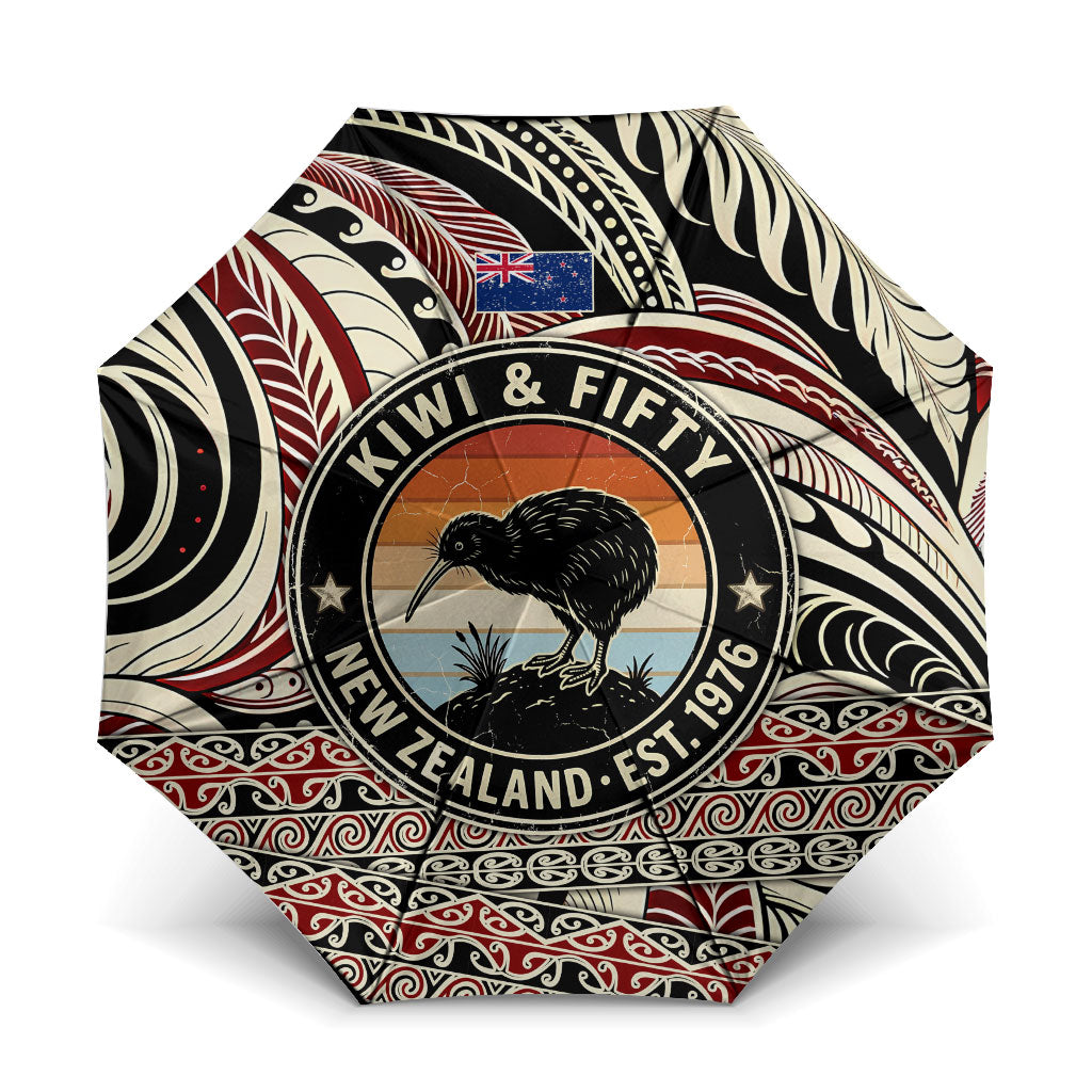 New Zealand 50th Birthday Kiwi Umbrella Vintage Est 1976 Kiwi Sunset Maori TS04 One Size Folded 11.42 inch Opened Diameter 37.4 inch Red Beige - Polynesian Pride