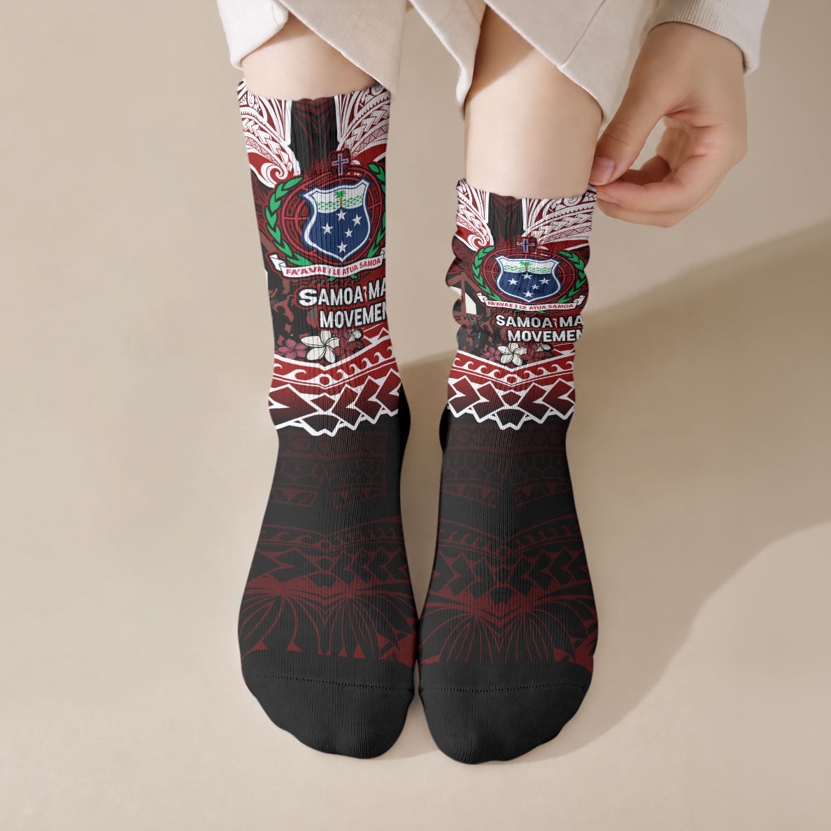 Samoa Black Saturday Mau Movement Crew Socks Polynesian Tribal Pattern Coat Of Arms Graphic Art TS04 Crew Socks Red White - Polynesian Pride