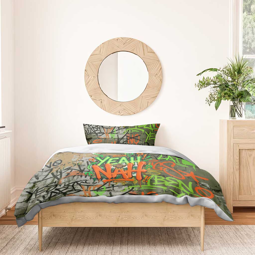 Yeah Nah Graffiti Skull New Zealand Slang Bedding Set Kiwi Grunge Brick Wall and Bold Urban Street Art