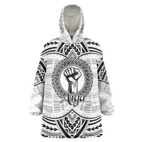 Aiga Samoa Raised Fist Wearable Blanket Hoodie Polynesian Tribal Tattoo Art Family Pride TS04 One Size White Black - Polynesian Pride