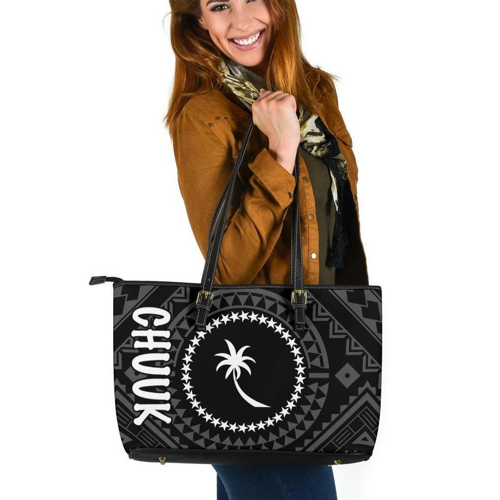 Chuuk Leather Tote Bag - Chuuk Seal With Polynesian Tattoo Style ( Black) Black - Polynesian Pride