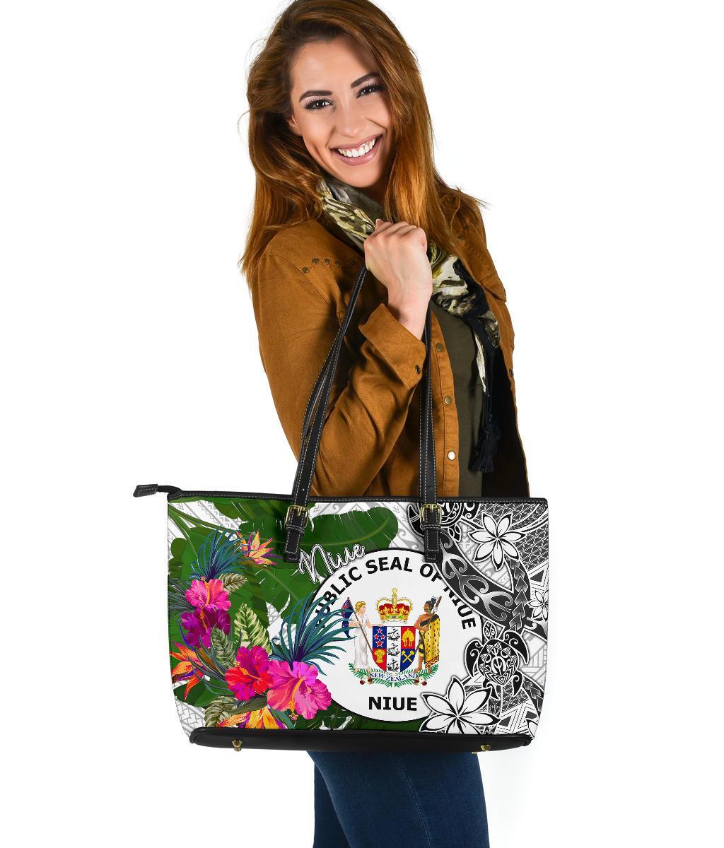 Niue Large Leather Tote Bag White - Turtle Plumeria Banana Leaf White - Polynesian Pride