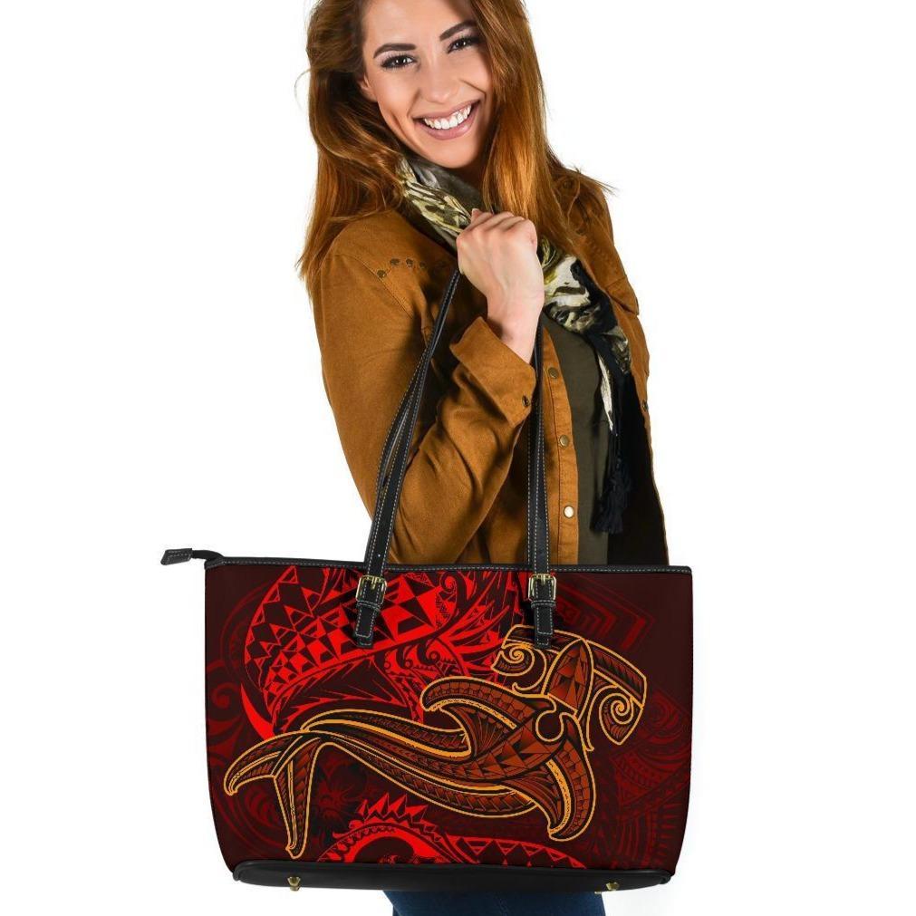 Polynesian Leather Tote Bags - Red Shark Polynesian Tattoo Red - Polynesian Pride